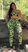 Load image into Gallery viewer, Set Top & Legging Camo Print